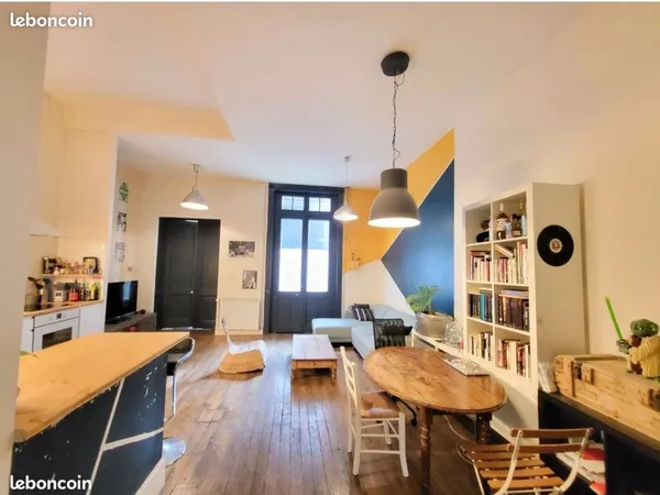 T3 Meublé 80 m² - Bon Standing - Hyper Centre Saint-Étienne