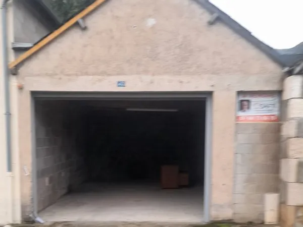 Garage/box/Parking environ 40 m² (7,4×5,4)