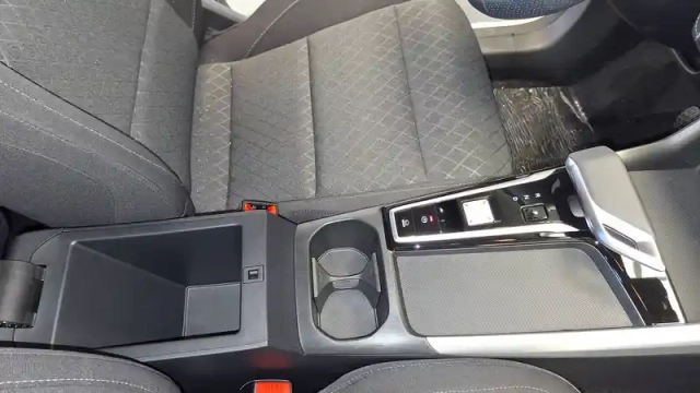 Mg Zs 1.5 l hybrid+ 197 ch — photo 32
