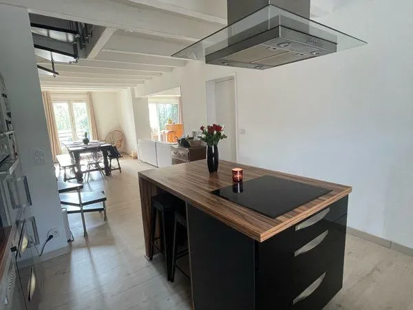 Maison vue sur parc