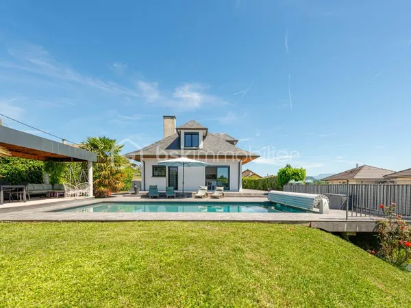 Maison 6 pièces 182 m²