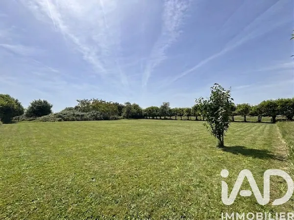 Terrain 2281 m²