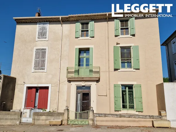 Grande maison vigneronne T5 à rénover, potentiel de T8, avec dépendance, garage double, cour et jard