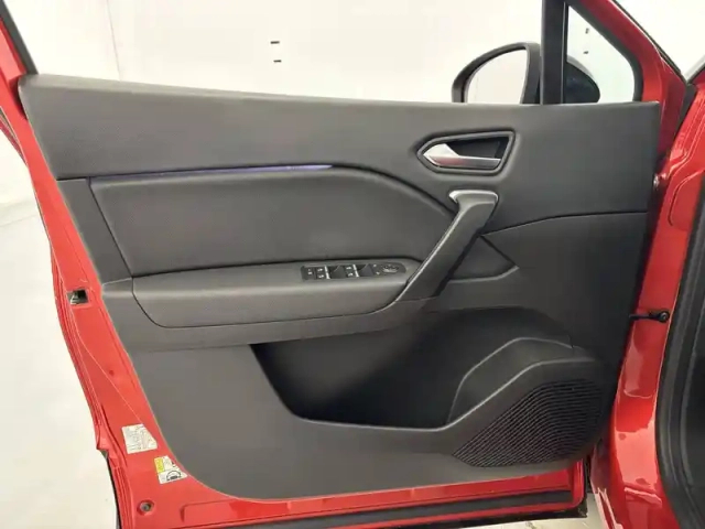 Renault Captur e-tech 145 - 21 — photo 20