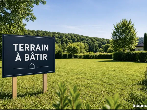 Terrain 894 m² Saint-Cyr-sur-Loire