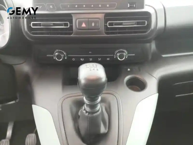Citroën Berlingo taille m puretech 110 s&amp;s bvm6 — photo 20