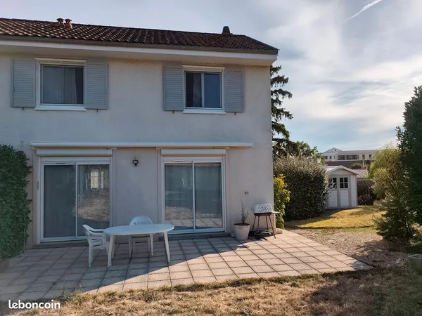 Villa 5 pièces 105 m2