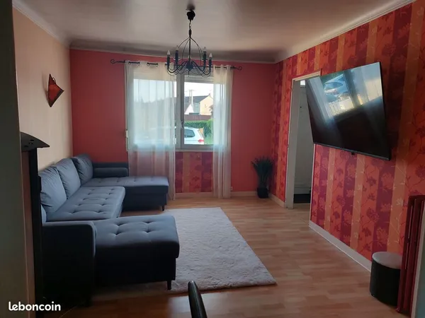 Maison spacieuse disponible