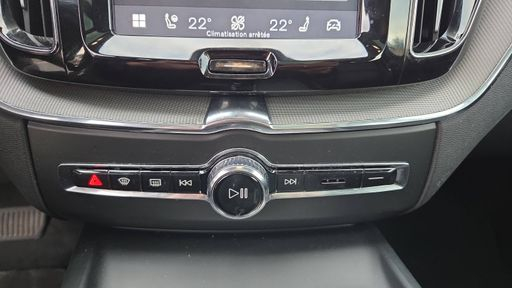 Volvo XC60 T6 Recharge 2.0 Ti 253 Plug in Hybrid 145 AWD Geartronic8 - Plus Style Dark – 2024 – 42063 km – Hybride rechargeable – Boîte Automatique — photo 59
