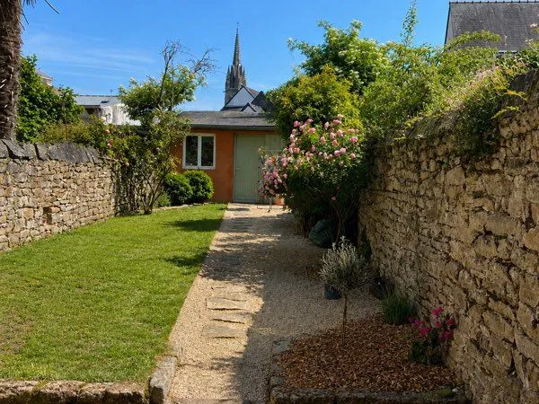 Maison avec jardin- Quimper centre