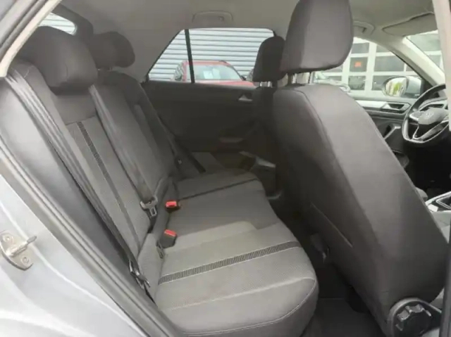 Volkswagen T-Roc 1.0 tsi 110ch life — photo 12