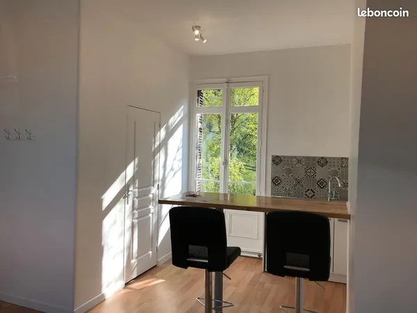 La Bouille Studio de caractère 25m² vue sur Seine
