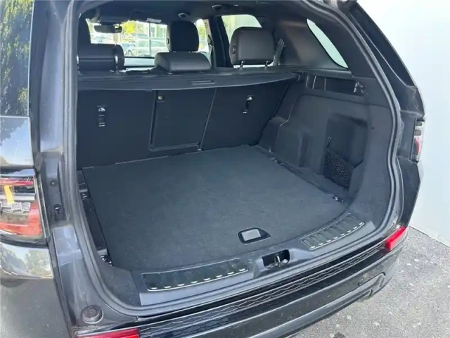 Land Rover Discovery Sport mark vii p300e phev awd bva — photo 27
