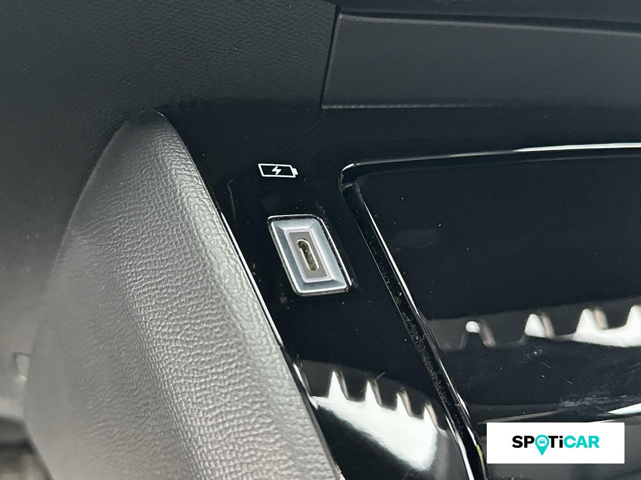 Peugeot 208 1.2 hybrid 145ch gt e-dcs6 — photo 16