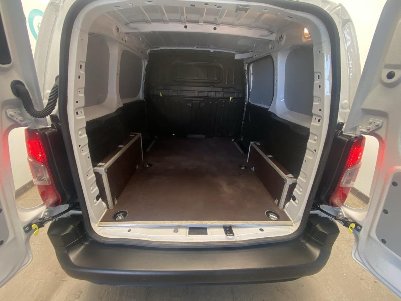 Peugeot Partner fourgon m 650 kg bluehdi 100 s&s bvm6 — photo 6