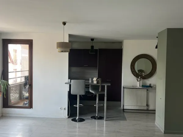 Loue appartement 79m² Nanterre T3