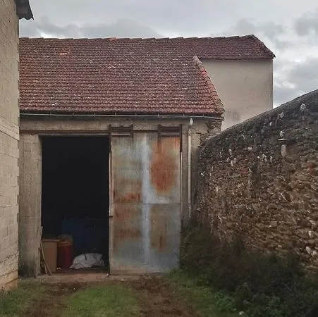 À louer - Remise / Atelier / Espace de stockage - 212 m² - Villefranche-d'Albigeois