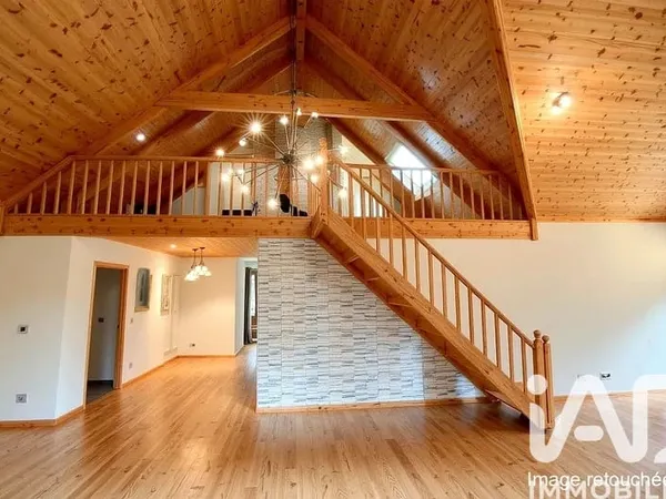 Maison 7 pièces 163 m²