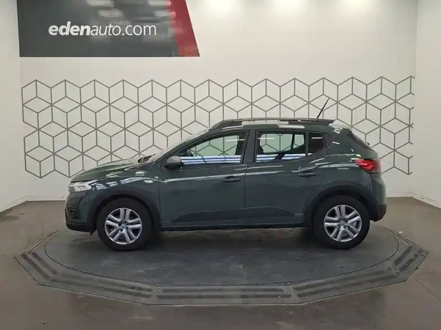 Dacia Sandero eco-g 100 — photo 2
