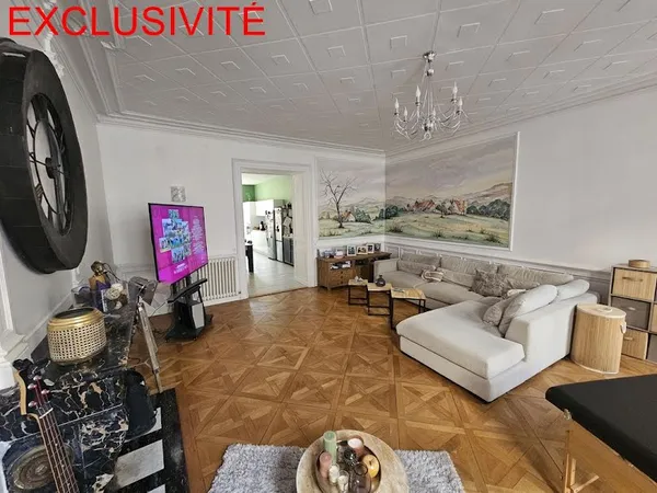 Appartement 5 pièces 178 m²