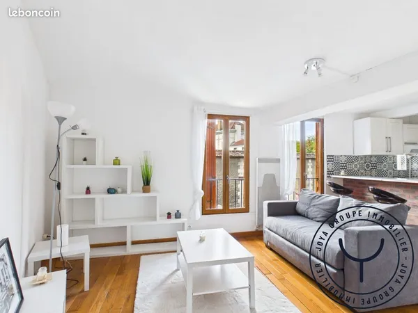 Studio 1 pièce 27 m²