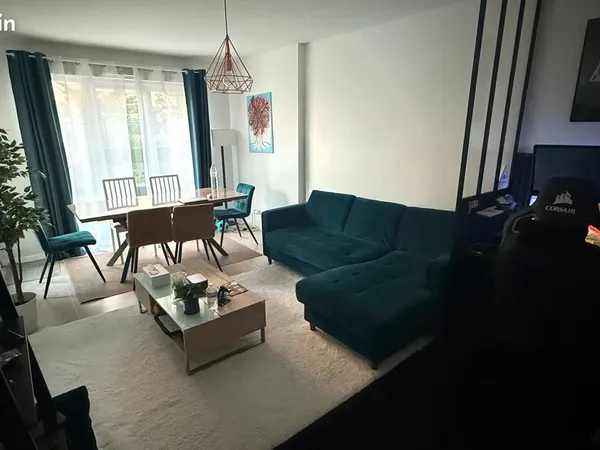 Appartement meublé T3 de 63 m² avec terrasse et 2 parkings