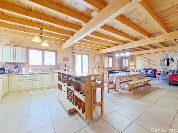 Chalet de Montagne - À 5 Minutes des Pistes de Ski