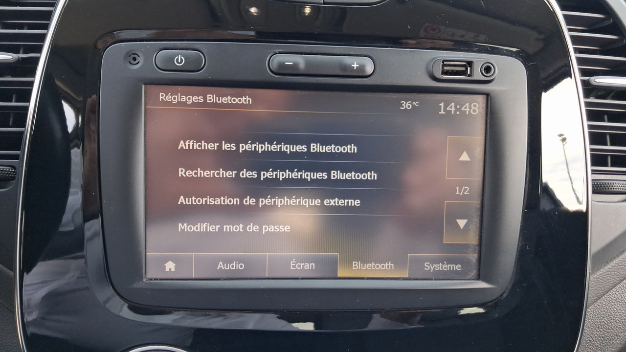 Renault Captur TCe 120 Energy — photo 48