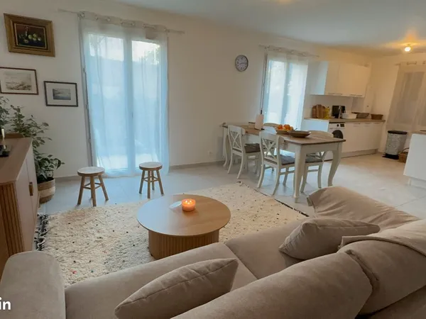 🏡 À LOUER - MAISON NEUVE MEUBLÉE AVEC JARDIN - CHARTRES Centre Ville