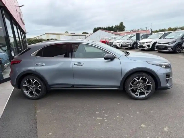 Kia Xceed 1.4 t-gdi 140ch premium dct7 — photo 4