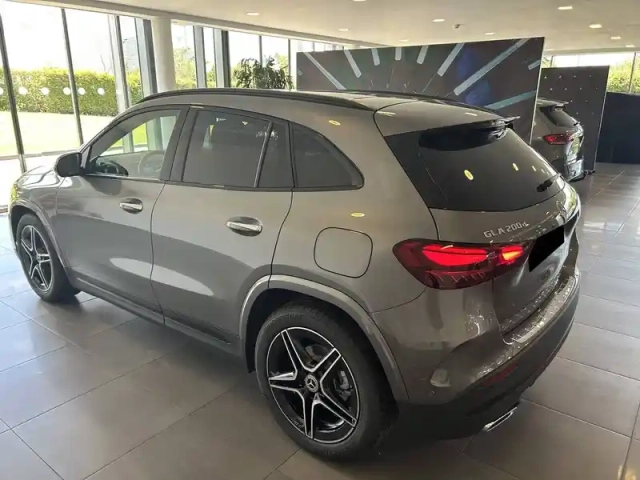 Mercedes Gla 200 d 8g-dct — photo 2