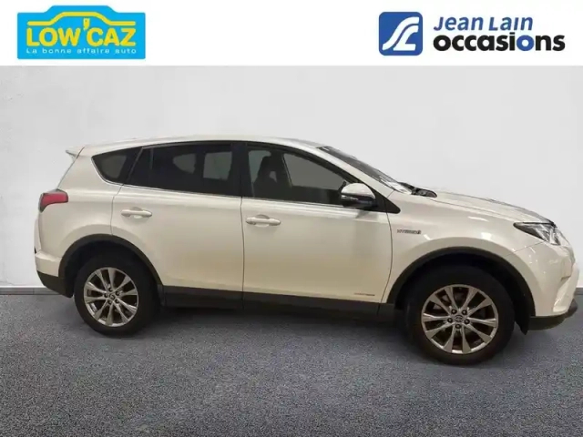 Toyota Rav4 hybride 197ch awd — photo 4