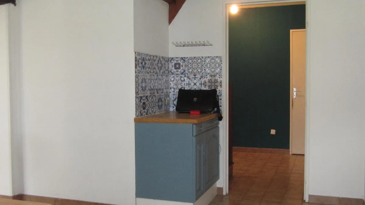 Photo 9