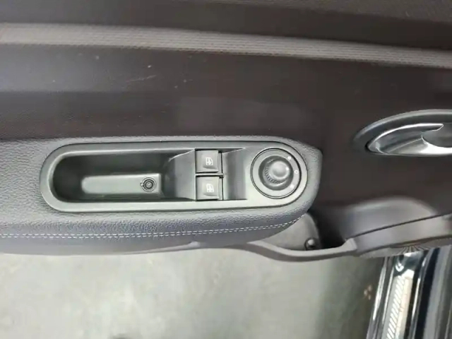 Renault Twingo iii sce 65 — photo 28