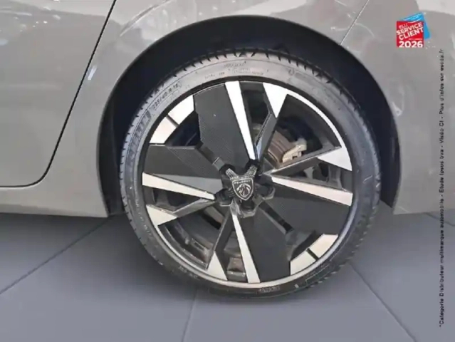 Peugeot 308 plug-in hybrid 195ch gt exclusive e-dcs7 — photo 10