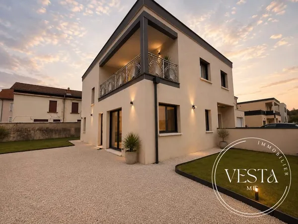 IS-SUR-TILLE - MAISON CONTEMPORAINE DE STANDING - 5 CHAMBRES