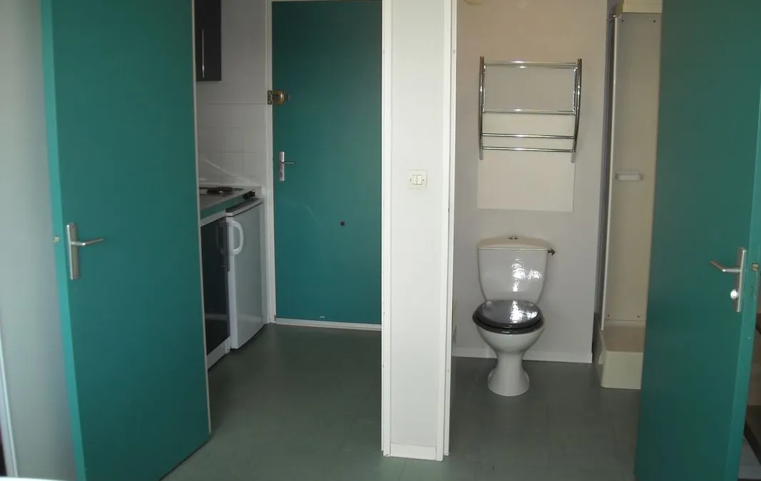 Photo 1