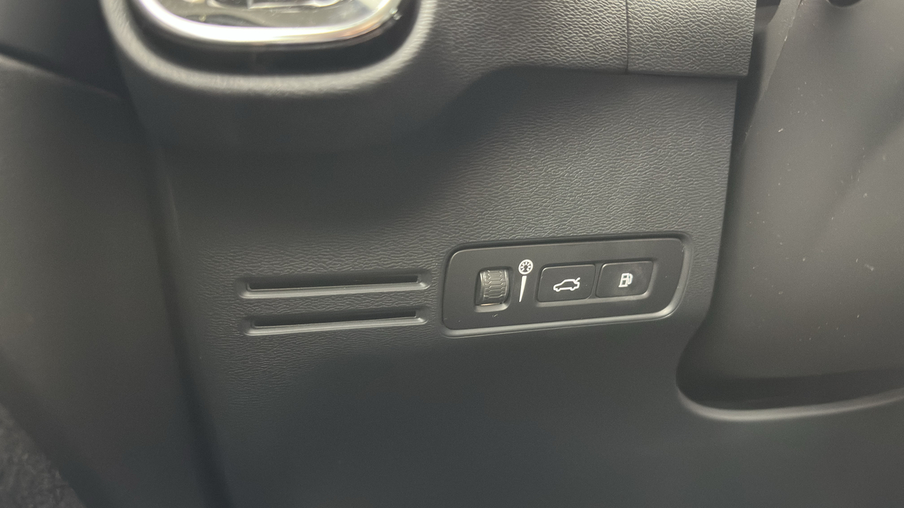 Volvo XC40 T4 Recharge 129+82 ch DCT7 — photo 15