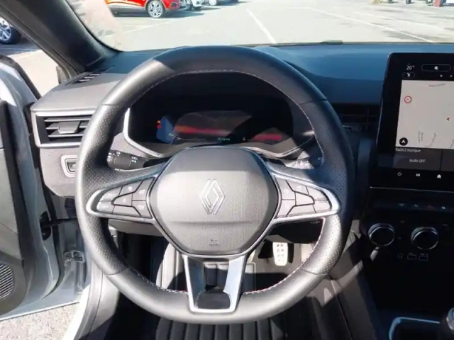 Renault Clio tce 90 ch gsr2 — photo 11