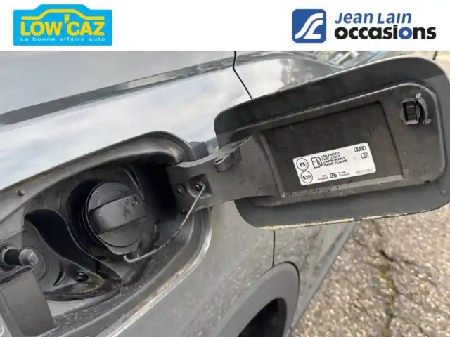 Audi Q3 35 tfsi 150 ch — photo 10
