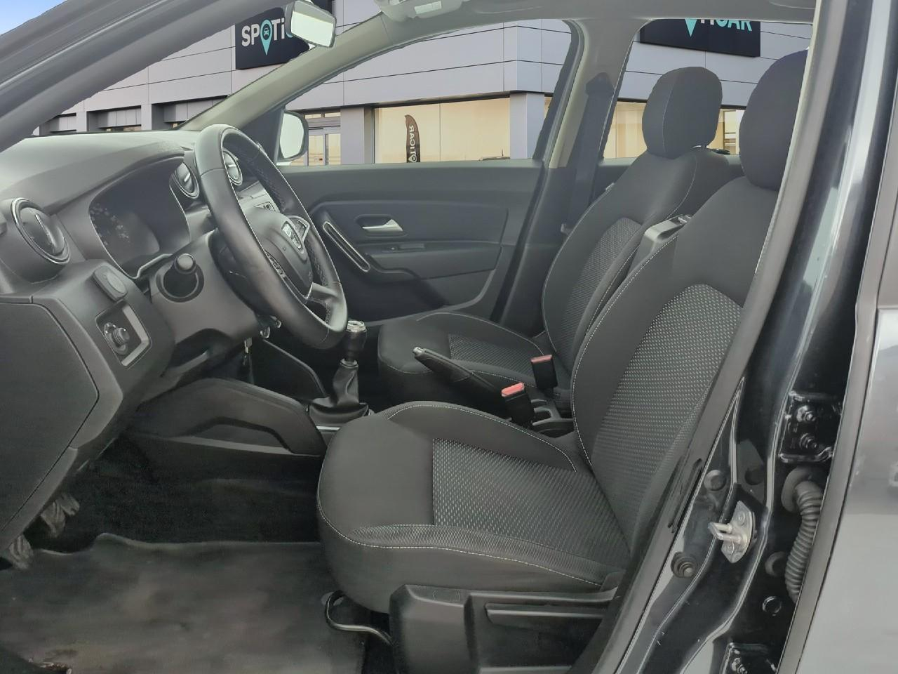 Dacia Duster tce 130 fap 4x2 confort — photo 9