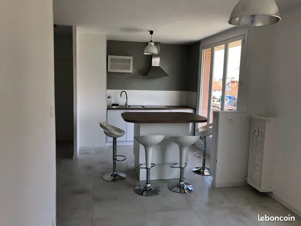 T 2 à vendre