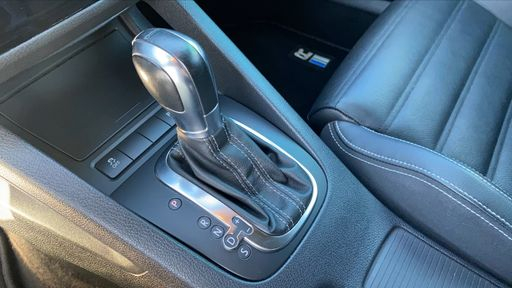 Volkswagen Sirocco 2.0 TSI 180 DSG6 - R-Line – 2014 – 97171 km – Essence – Boîte Automatique — photo 12