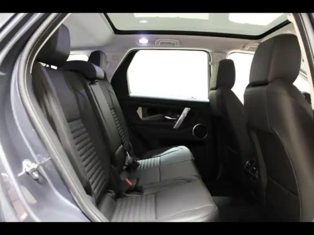 Land Rover Discovery Sport p270e phev 269ch s 8cv — photo 23