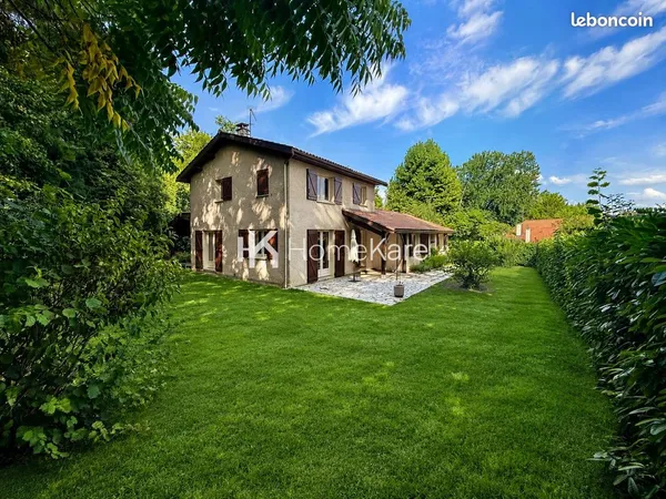 Maison 7 pièces 160 m²