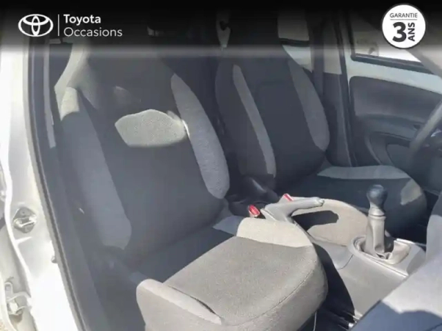 Toyota Aygo X 1.0 vvt-i 72ch active business my23 — photo 6