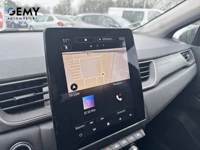 Renault Captur mild hybrid 160 edc — photo 56