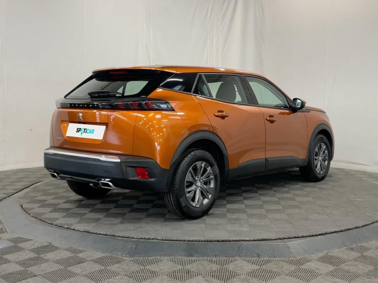 Peugeot 2008 puretech 130 s&s bvm6 active business — photo 5