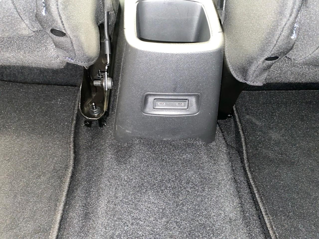 Citroën C3 Aircross turbo 100 ch man plus — photo 22