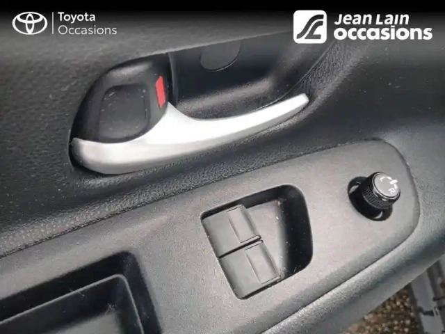 Toyota Aygo x 1.0 vvt-i 72 — photo 19